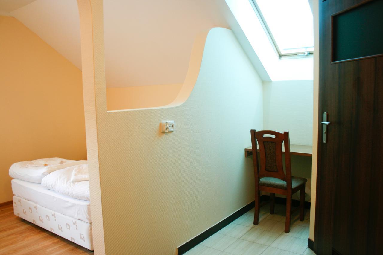 Hotel 7 Stettino Esterno foto